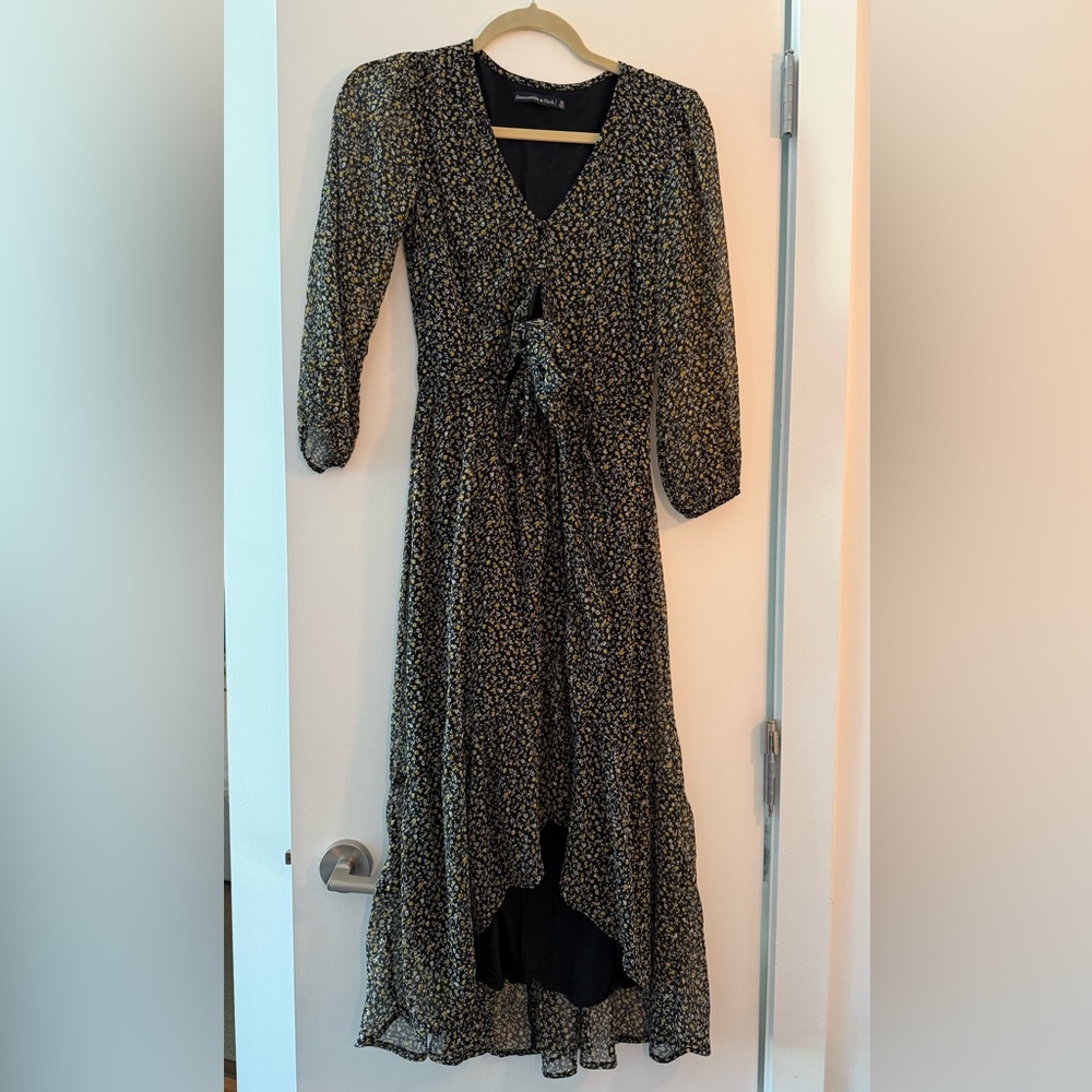Abercrombie & Fitch Black and Yellow Floral Dress